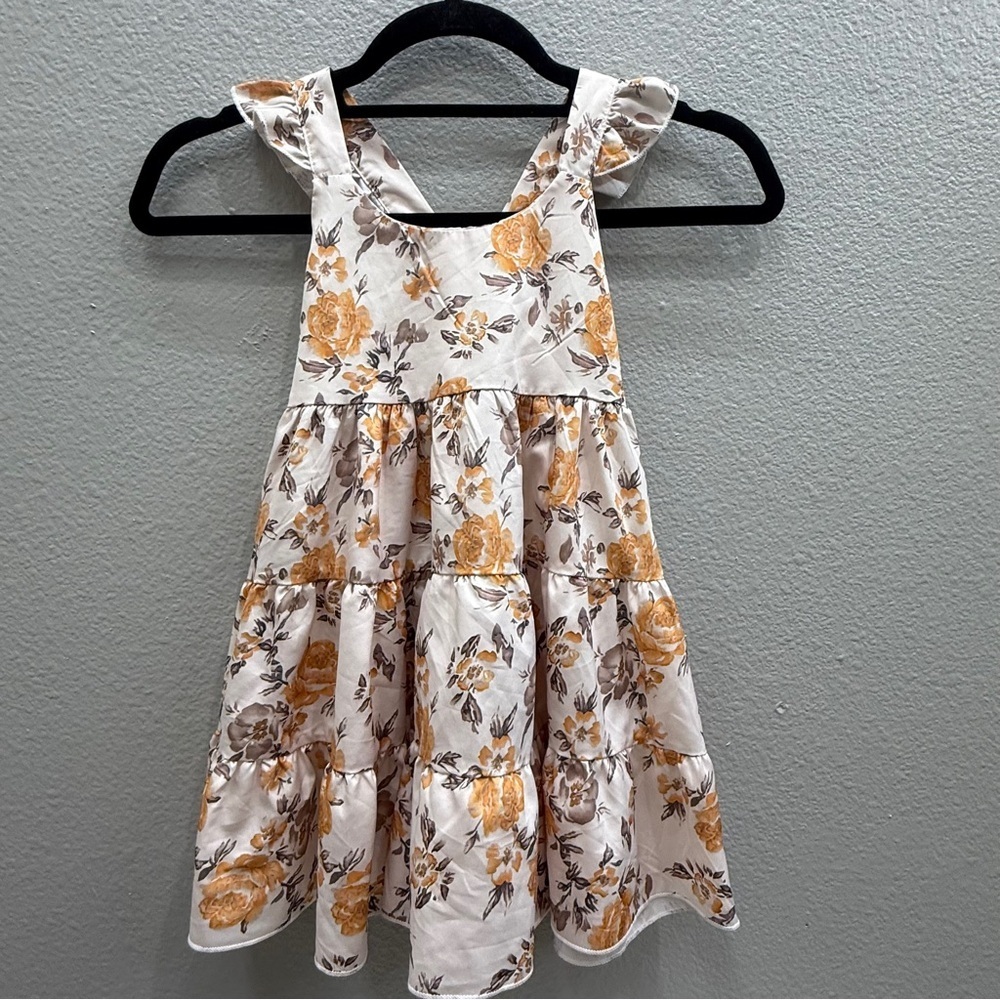 Girls Floral Dress Size 4 White Yellow Ruffle New